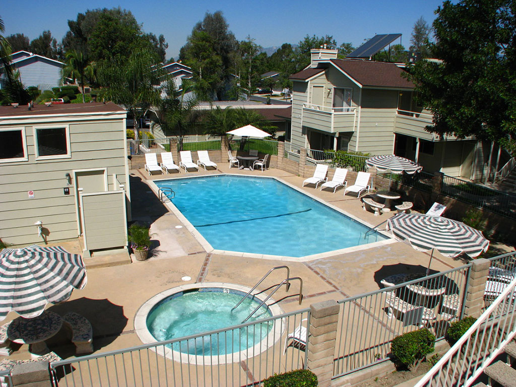 Crown Point Apartments 