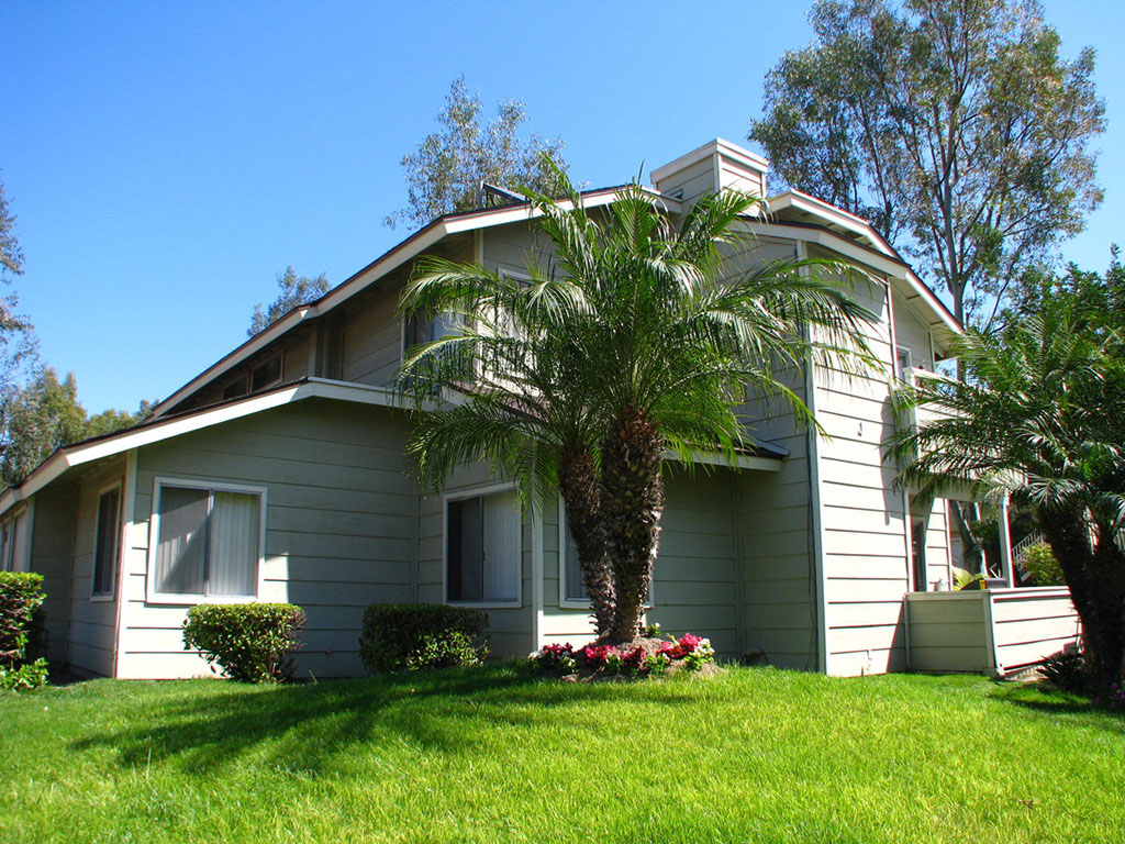 Crown Point Apartments 