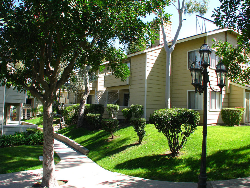 Crown Point Apartments 