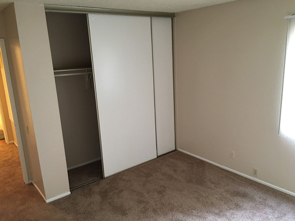 Crown Point Apartments 