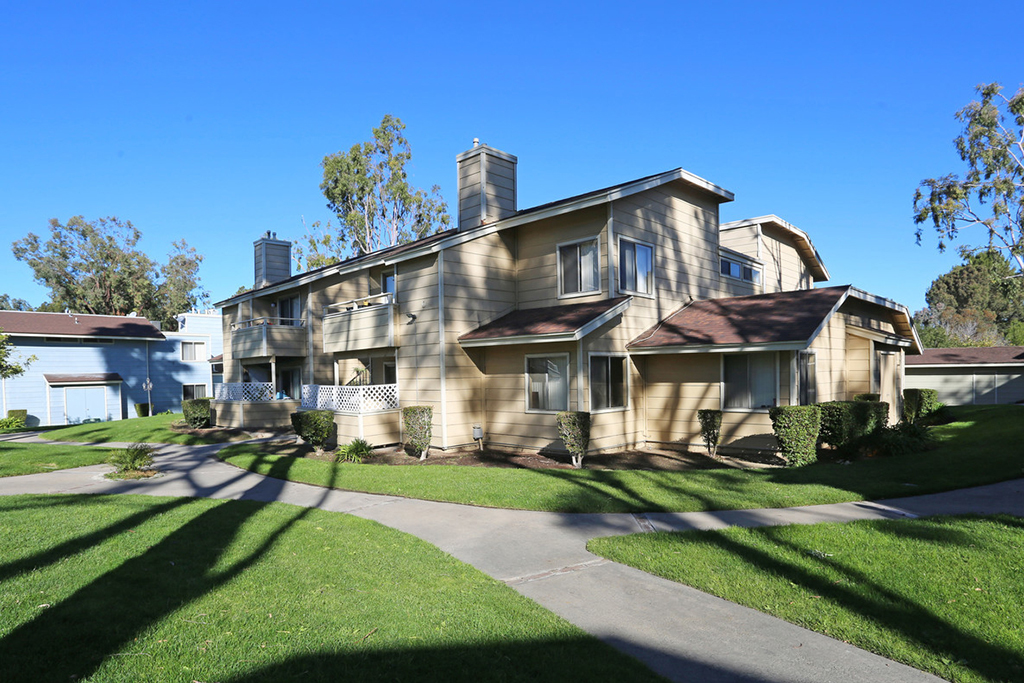 Crown Point Apartments 